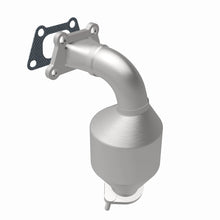 Cargar imagen en el visor de la galería, Magnaflow Conv DF 10-11 Equinox 3.0L Underbody