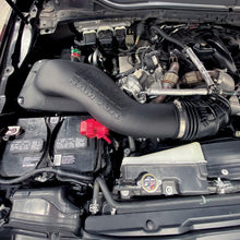 Cargar imagen en el visor de la galería, Banks Power 17-19 Ford F250/F350/F450 6.7L Sistema de admisión de aire Ram - Filtro engrasado
