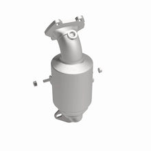 Cargar imagen en el visor de la galería, Magnaflow 14-16 Ram ProMaster 1500/2500/3500 V6 3.6L CARB Compliant DirectFit Catalytic Converter