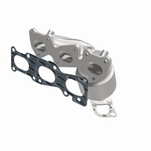 Cargar imagen en el visor de la galería, MagnaFlow Rear Converter Manifold Direct Fit 12-17 Hyundai Azera 3.3L