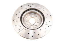Cargar imagen en el visor de la galería, Rotor delantero perforado y ranurado serie Street DBA 05-08 Legacy GT