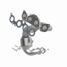 Cargar imagen en el visor de la galería, MagnaFlow Conv DF 05-11 Volvo XC90 4.4L Rear
