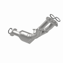 Cargar imagen en el visor de la galería, MagnaFlow Conv DF 01-04 Tacoma 2.7L front 49S