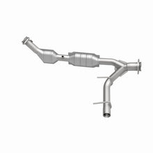 Cargar imagen en el visor de la galería, MagnaFlow Conv DF 03-04 Exped 4.6L Passenger Side OEM