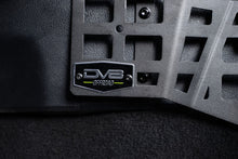 Cargar imagen en el visor de la galería, DV8 Offroad 10-23 Toyota 4Runner Consola central Paneles Molle y montaje de dispositivo