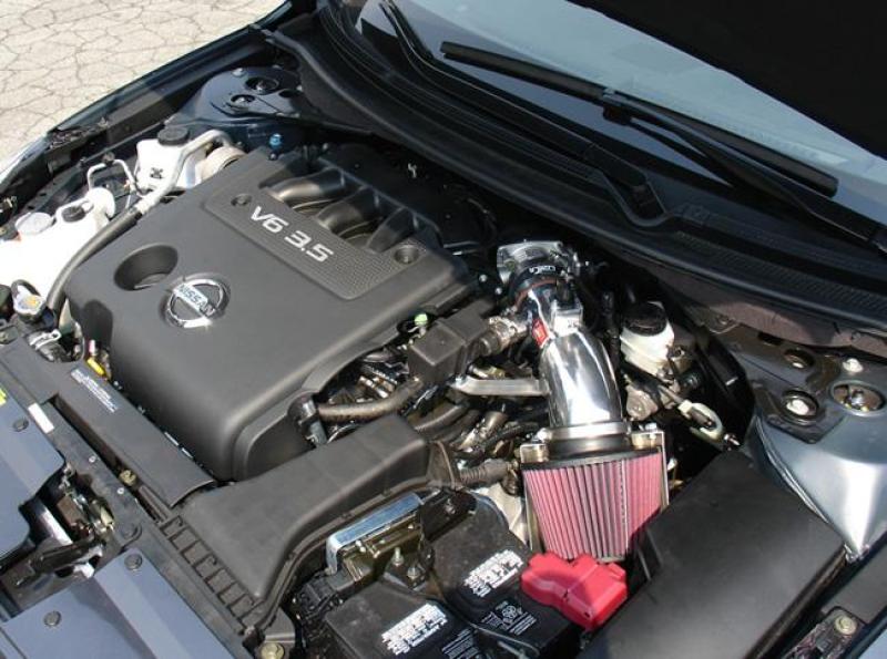 Injen 07-09 Altima 3.5L V6 Coupe y Sedan con entrada de Ram corta pulida con escudo térmico
