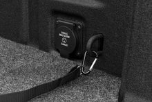 Cargar imagen en el visor de la galería, Rugged Ridge Armis Retractable Locking Bed Cover 20-21 JT