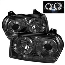 Cargar imagen en el visor de la galería, Spyder Chrysler 300 05-08 Projector Headlights LED Halo LED Smke (Not Included) PRO-YD-C305-HL-SM