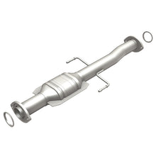 Cargar imagen en el visor de la galería, MagnaFlow Conv DF 02-03 Toyota Tacoma 2.4L