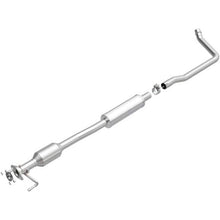 Cargar imagen en el visor de la galería, MagnaFlow California Catalytic Converter Direct Fit 07-09 Suzuki SX4 2.0L