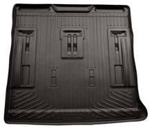 Cargar imagen en el visor de la galería, Husky Liners 07-13 GM Escalade/Suburban/Yukon WeatherBeater Revestimientos de carga traseros negros