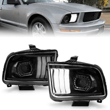 Cargar imagen en el visor de la galería, ANZO 05-09 Ford Mustang (w/Factory Halogen HL Only) Projector Headlights w/Light Bar Black Housing