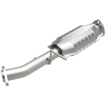 Load image into Gallery viewer, MagnaFlow Conv DF 98-00 Kia Sportage