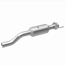 Cargar imagen en el visor de la galería, MagnaFlow 20-22 Ford F-350 Super Duty V8 7.3L Rear Underbody Direct Fit Catalytic Converter