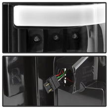 Cargar imagen en el visor de la galería, xTune 17-18 Ford F-250 Super Duty (Excl LED Models) LED Tail Lights - Black (ALT-ON-FS17-LBLED-BK)