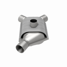 Cargar imagen en el visor de la galería, MagnaFlow Conv Universal 2 inch/2 inch S/D Subaru PC2 Front