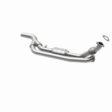 Cargar imagen en el visor de la galería, MagnaFlow Conv DF 96-97 Camaro 5.7L P/S