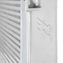 Cargar imagen en el visor de la galería, Intercooler Mishimoto 11+ Chevrolet/GMC Duramax (Plata)