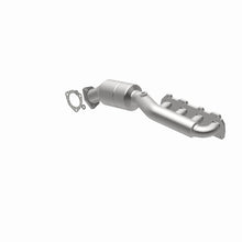 Cargar imagen en el visor de la galería, MagnaFlow Conv DF 02-04 VW Passat 4.0L