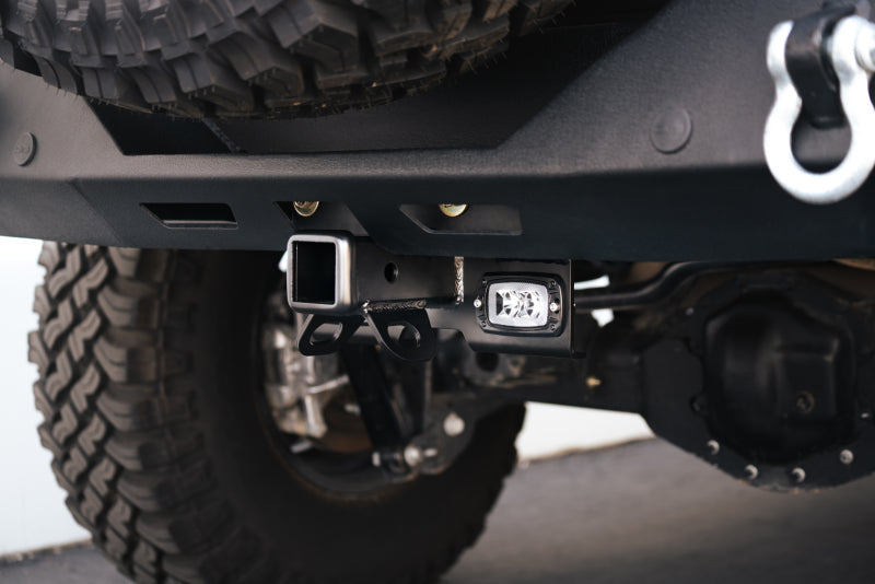 DV8 Offroad 07-21 Jeep Wrangler (JK/JL) Enganche atornillable con luces