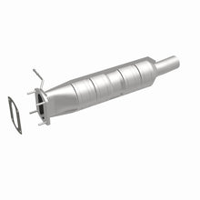 Cargar imagen en el visor de la galería, MagnaFlow Conv DF 05-07 Ford F-Series Rear