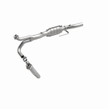 Cargar imagen en el visor de la galería, MagnaFlow Conv DF 00-01 Dodge Ram 3500 Van