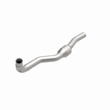 Cargar imagen en el visor de la galería, MagnaFlow Conv DF 06- GM Silv/Sierra 6.6L