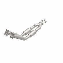 Cargar imagen en el visor de la galería, MagnaFlow Conv DF 99-01 Volvo S80 2.8L