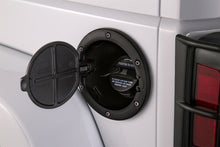 Cargar imagen en el visor de la galería, AMP Research 2007-2017 Jeep Wrangler JK 2/4 puerta puerta de combustible - negro
