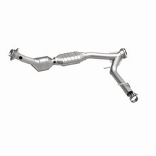 Cargar imagen en el visor de la galería, MagnaFlow Conv DF 03-04 Lincoln Navigator 5.4L P/S