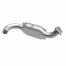 Cargar imagen en el visor de la galería, MagnaFlow Conv DF 07-08 Expe/Nav 5.4L D/S OEM