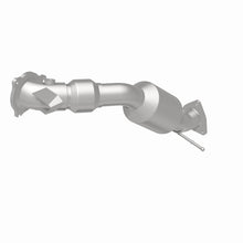 Cargar imagen en el visor de la galería, MagnaFlow 13-15 Land Rover LR2 2.0L CARB Compliant Direct Fit Catalytic Converter