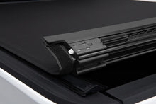 Cargar imagen en el visor de la galería, Rugged Ridge Armis Hard Rolling Bed Cover 2020 Gladiator JT