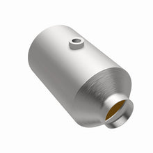 Cargar imagen en el visor de la galería, Magnaflow Catalytic Converter Universal 10in Length 5in Conv Width 2in In / 2in Out Conv Diameter