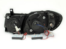 Cargar imagen en el visor de la galería, ANZO 1998-2007 Lexus Lx470 Faros delanteros con proyector con halo cromado (CCFL)