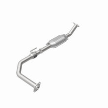 Cargar imagen en el visor de la galería, MagnaFlow Conv DF 00-04 Toyota Tundra V8 4.7L Gas
