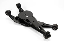 Cargar imagen en el visor de la galería, Kit trasero de rendimiento de elevación de aire 11-16 Ford Focus / 10-13 Mazda 3