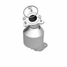 Cargar imagen en el visor de la galería, Magnaflow Conv DF 2010-2011 LaCrosse 3.6 L Underbody