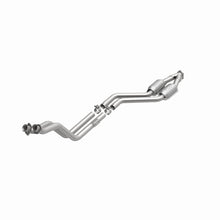 Cargar imagen en el visor de la galería, MagnaFlow Conv DF 94-96 Mercedes C220 2.2L