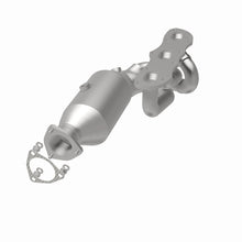 Cargar imagen en el visor de la galería, Magnaflow 12-16 Porsche 911 Carrera H6 3.4L OEM Grade Direct-Fit Catalytic Converter