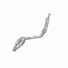 Cargar imagen en el visor de la galería, MagnaFlow Conv DF 94-97 MercedeS C280 2.8L