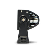 Cargar imagen en el visor de la galería, Barra de luces DV8 Offroad Chrome Series de 20 pulgadas, 120 W, reflector/punto, LED de 3 W