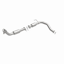 Cargar imagen en el visor de la galería, Magnaflow 08-17 Toyota Sequoia 5.7L CARB Compliant Direct-Fit Catalytic Converter