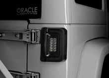 Cargar imagen en el visor de la galería, Oracle 07-17 Jeep Wrangler JK Flush Mount LED Tail Lights - Tinted SEE WARRANTY