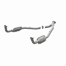 Cargar imagen en el visor de la galería, MagnaFlow Conv DF 97 Land Rover Defender 90 4.0L Y-Pipe Assy / 96-99 Discovery 4.0L Y-Pipe Assy