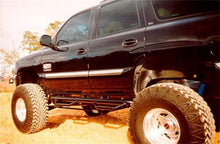 Cargar imagen en el visor de la galería, N-Fab Nerf Step 00-06 Chevy-GMC Tahoe/Yukon/Sonora SUV 4 Door - Gloss Black - W2W - 3in