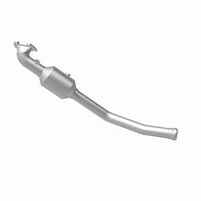 Cargar imagen en el visor de la galería, Magnaflow 13-15 Dodge Durango V6 3.6L OEM Grade / EPA Compliant Direct-Fit Catalytic Converter