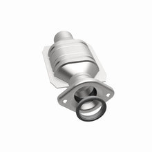 Cargar imagen en el visor de la galería, MagnaFlow Conv DF 01-03 Highlander underbody