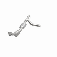 Cargar imagen en el visor de la galería, MagnaFlow Conv DF 97-98 E150/E250 4.2L PS