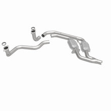 Cargar imagen en el visor de la galería, MagnaFlow Conv DF GM 89 92 (2.5in Tubing)